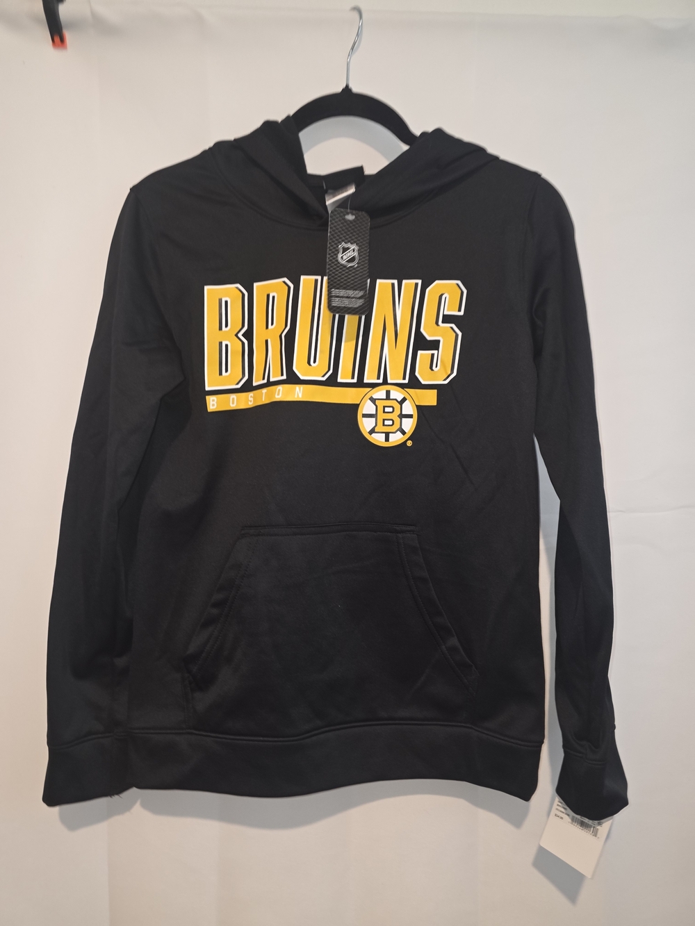 NWT NHL Boston Bruins Hoodie Black. Boy's size Large